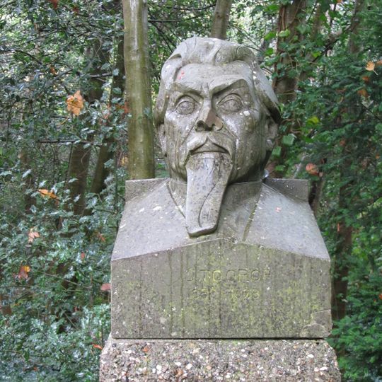 Bust of Jan Toorop