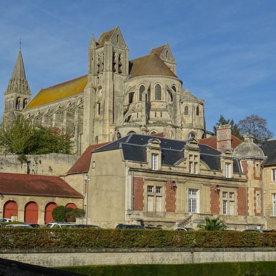 Saint-Leu-d'Esserent Abbey