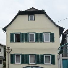 Wiesbadener Straße 4