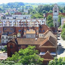 Założenie urbanistyczne Starego Miasta w granicach 50-100 m od zewnętrznej linii przebiegu d. obwarowań miejskich i zamkowych