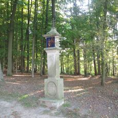 Boží muka na křížové cestě u Kamenice nad Lipou - 1. zastavení