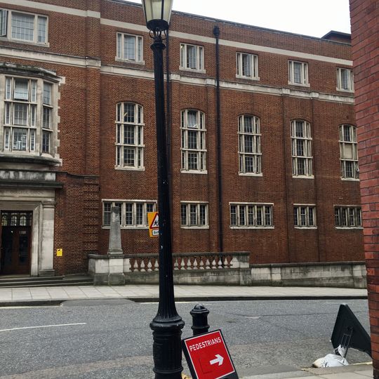 Lamp Standard On Pavement To South East Of Royal College Of Organists