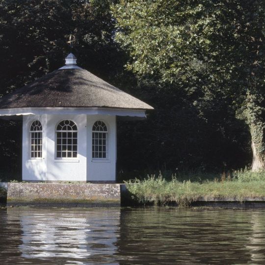 Theekoepel, Over-Holland