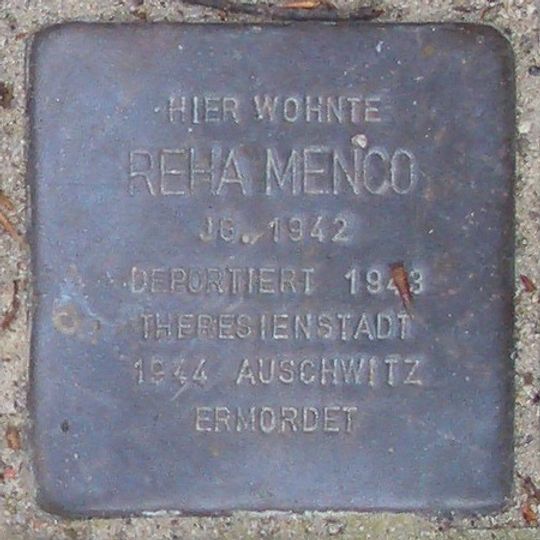 Stolperstein en memoria de Reha Menco