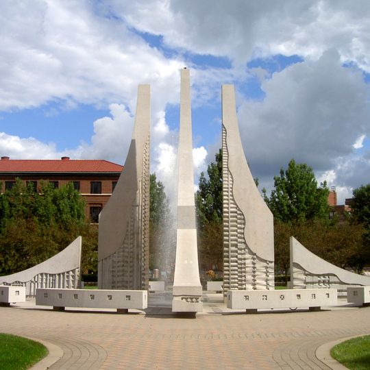 Engineering Fountain