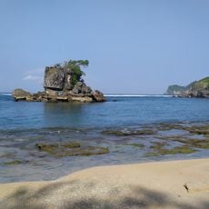 Pantai Kondang Merak