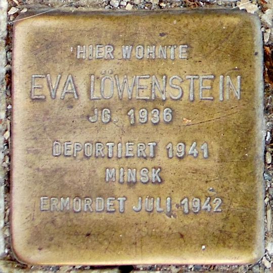 Stolperstein en memoria de Eva Löwenstein