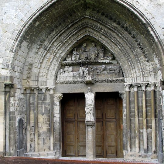 Collégiale Notre-Dame-de-l'Assomption de Longpré-les-Corps-Saints