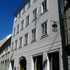 Bürgerhaus samt Hauszeichen