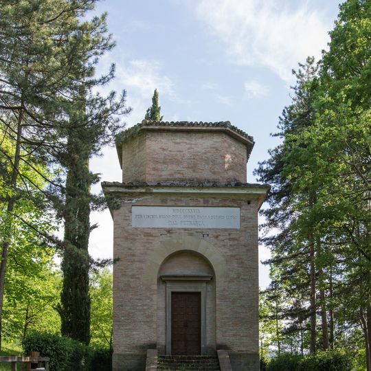 Tempietto del Petrarca