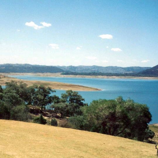 Lake Burrendong