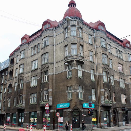 Dzīvojamo ēku komplekss