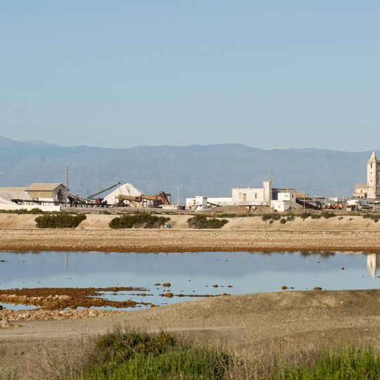 Paisaje salinero de Cabo de Gata