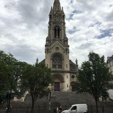 Maurice-Chevalier square