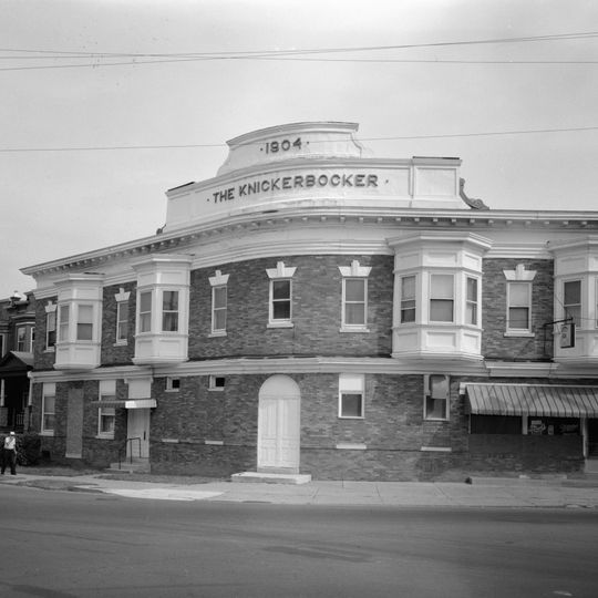 Knickerbocker Historic District