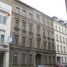 Mietshaus in geschlossener Bebauung mit Hofgebäude Hainstraße 98