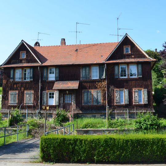 Arbeitermehrfamilienhaus
