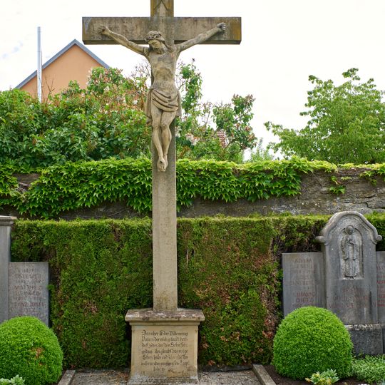 D-6-79-134-77, Friedhofskreuz