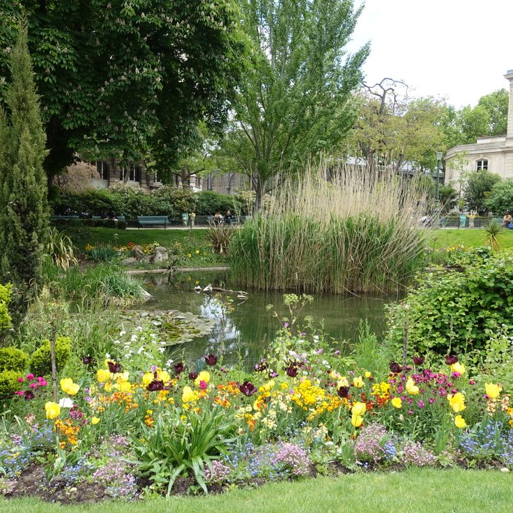 Square du Temple