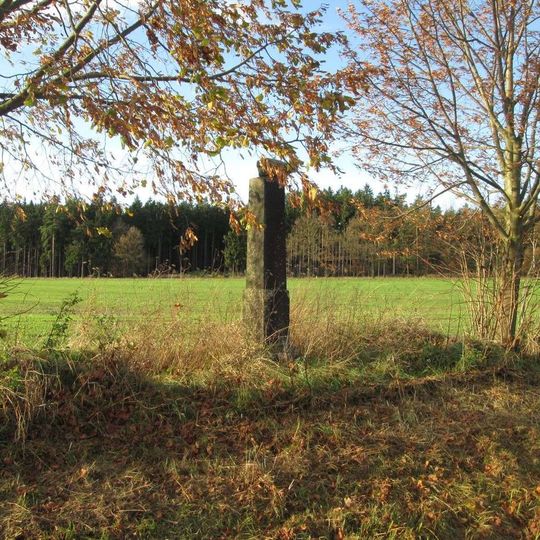 Kříž severně od Zderaze