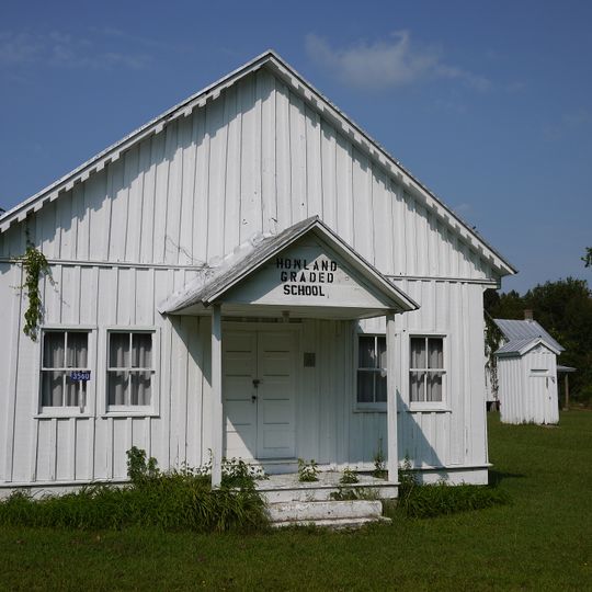 Howland Chapel School