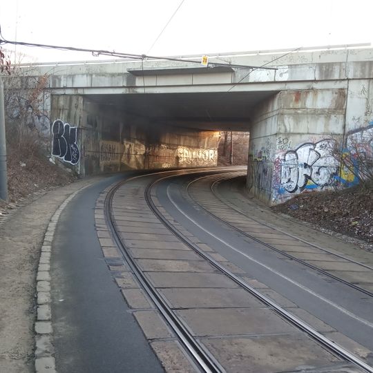 Bridge of Jižní spojka over tram tracks
