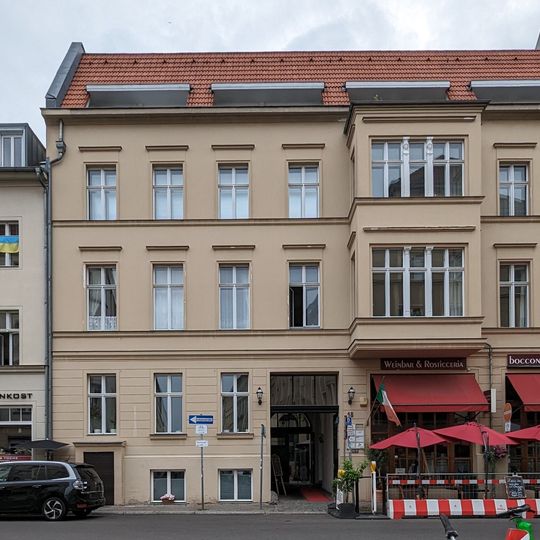 Mietshaus Albrechtstraße 18
