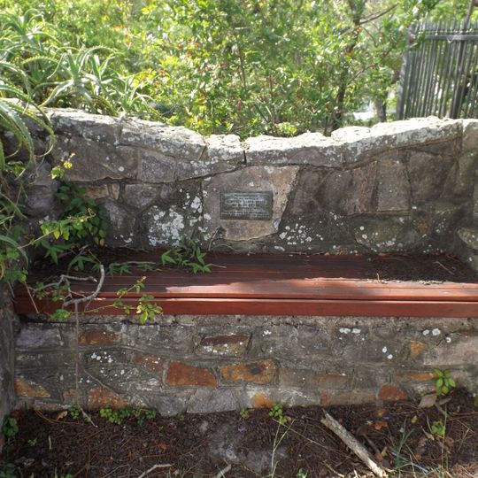 Pilot Officer Geoffrey Lloyd Wells Memorial Seat