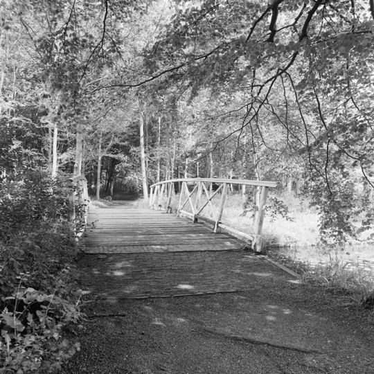 Elswout: brug over de zanderijvaart naar de sluis