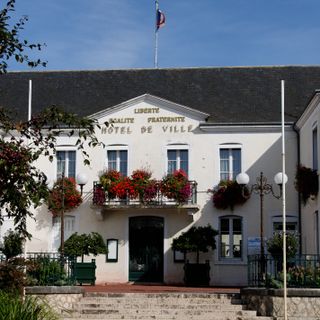 Mairie de Mehun-sur-Yèvre
