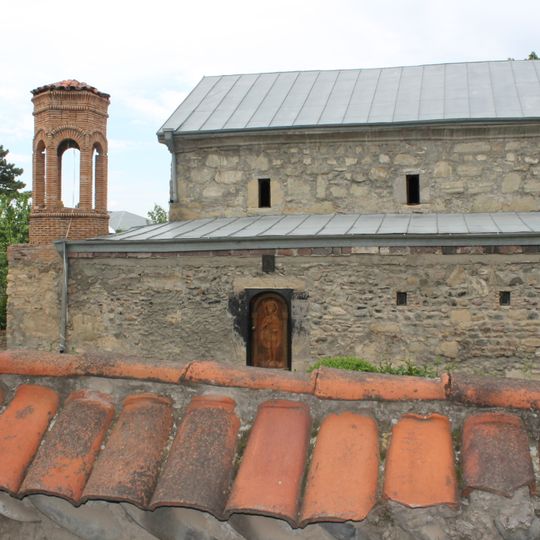 Მამა პიროსისა და წმ. გიორგის ეკლესიები, სამრეკლო