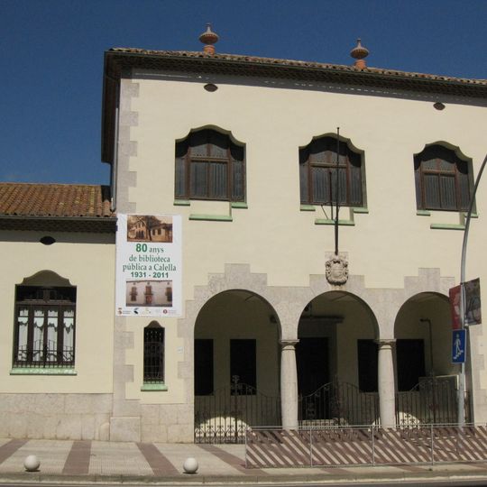 Antiga Biblioteca Popular Costa i Fornaguera