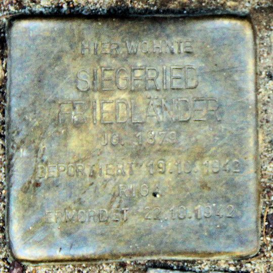 Stolperstein en memoria de Siegfried Friedländer