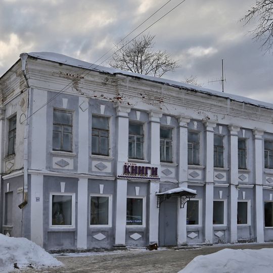 Дом Чичеровых с лавкой