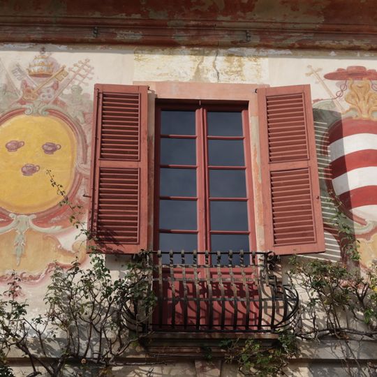 Stemmi Papa Innocenzo XII e Federico Caccia