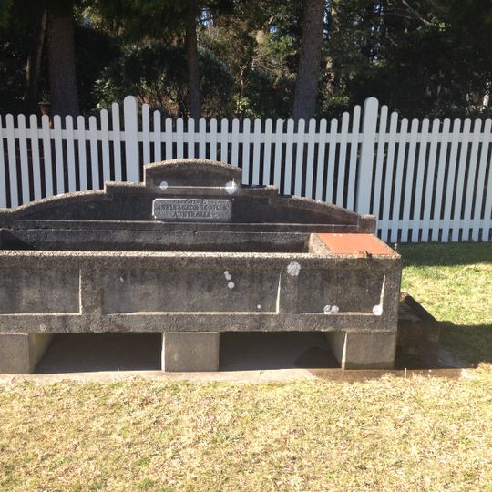 Horse trough