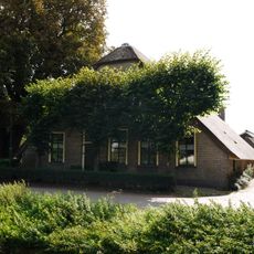 Benedeneind ZZ 279, Benschop