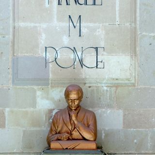 Monumento a Manuel M. Ponce