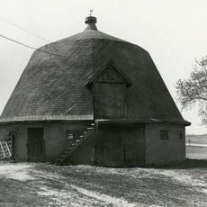 Barn at 4277 Irish Road
