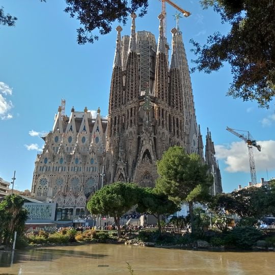 Sagrada Família Profile Cover