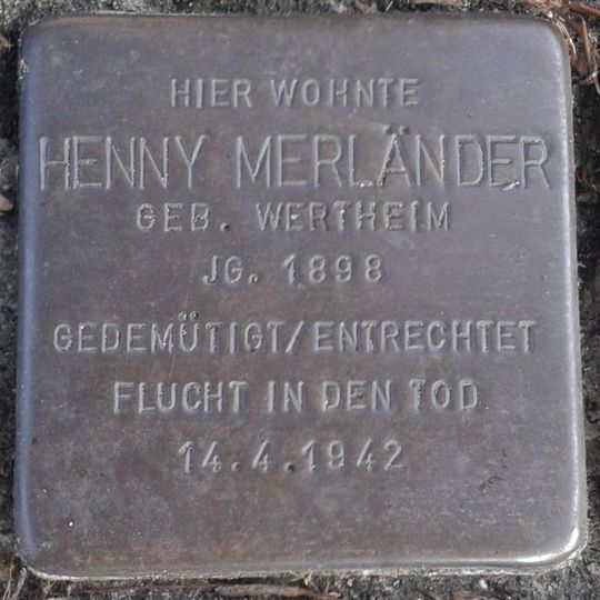 Stolperstein en memoria de Henny Merländer