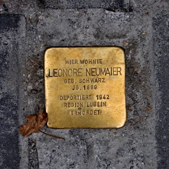 Stolperstein dedicated to Leonore Schwarz-Neumaier