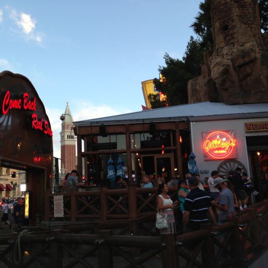 Gilley's Saloon
