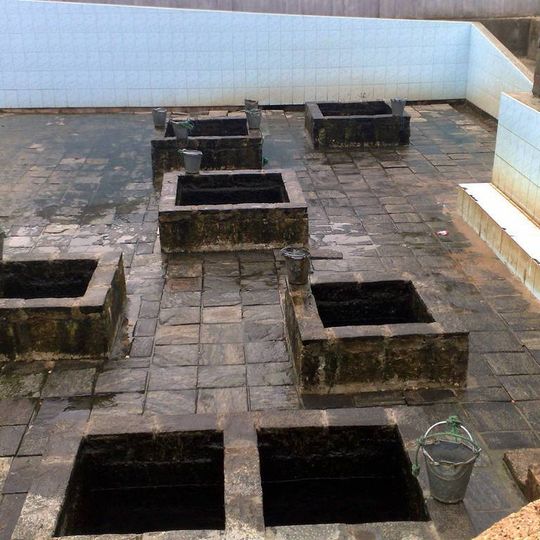 Kanniya Hot water spring