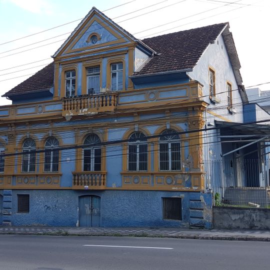 Imóvel situado à Rua Alvin Schrader, 44