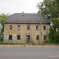 Wohnhaus mit Vorgarten und Einfriedung Zwickauer Straße 270