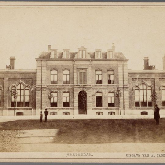 Sarphatistraat 102-104