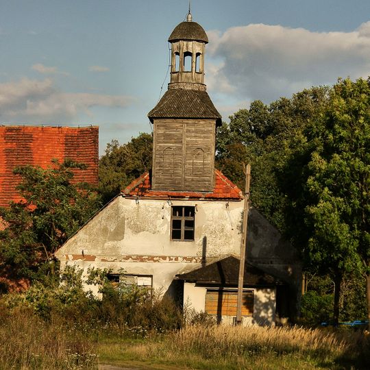 Stara Rzeka Manor Outbuilding