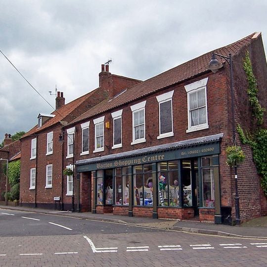 5 And 7, Chapel Lane