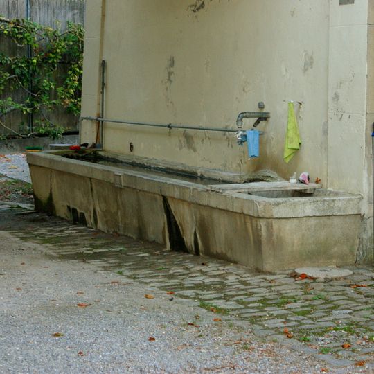 Brunnen Niederbottigenweg 87